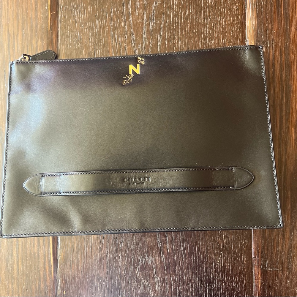 Coach Manhattan Pouch Clutch Black Leather Monogram “N” Bees NWT